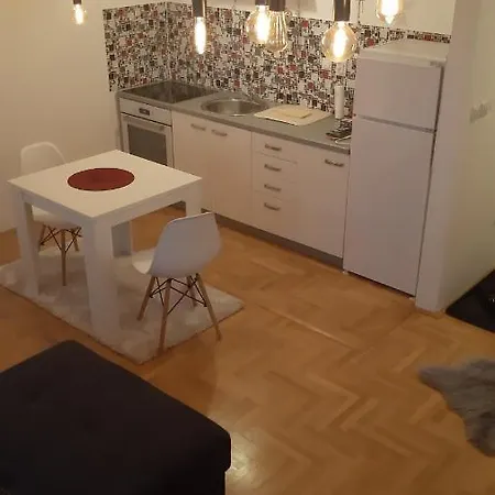 Maris Apartment Lukavica